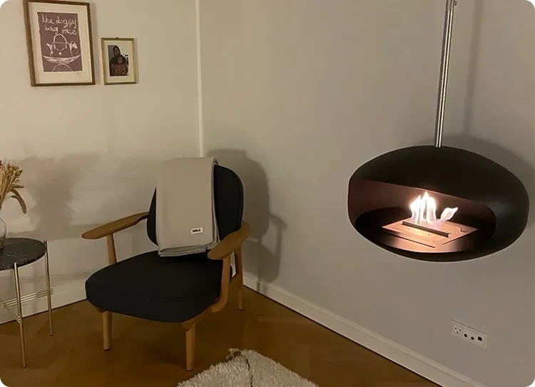 Závěsný krb Černá Cocoon Aeris