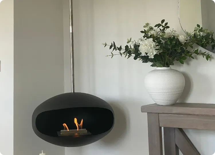 Závěsný krb Cocoon Aeris - černý